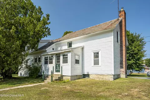 1269 Burgoyne Ave, Hudson Falls, NY 12839