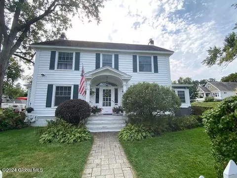 1100 Eastern Ave, Schenectady, NY 12308