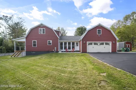 271 Mudge Rd, Delanson, NY 12053