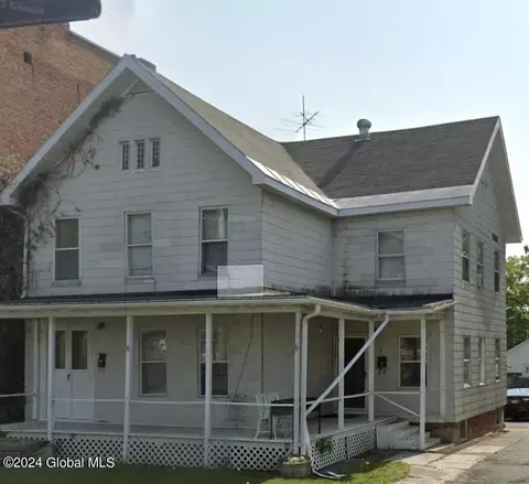 55 Saratoga Ave, Waterford, NY 12188