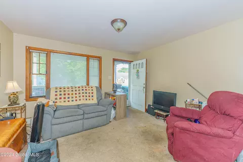 2177 Curry Rd, Schenectady, NY 12303 photo 3