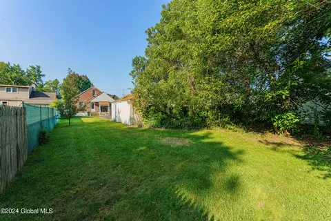 2177 Curry Rd, Schenectady, NY 12303 photo 25