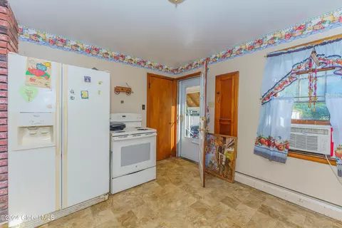 2177 Curry Rd, Schenectady, NY 12303 photo 10