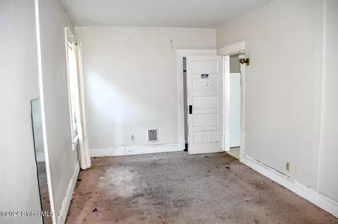 315 Division St, Schenectady, NY 12304 photo 23