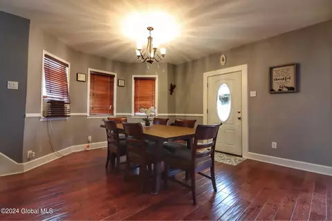 517 Harrison Ave, Schenectady, NY 12306 photo 5