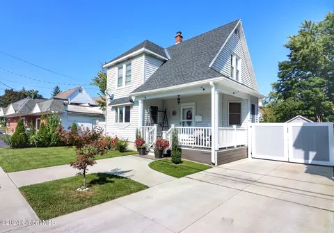 517 Harrison Ave, Schenectady, NY 12306