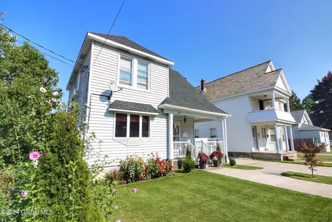 517 Harrison Ave, Schenectady, NY 12306 photo 3