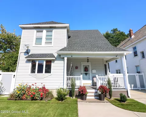 517 Harrison Ave, Schenectady, NY 12306 photo 2