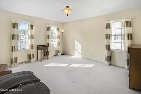 7 Van Rensselaer Way, Glenmont, NY 12077 photo 17