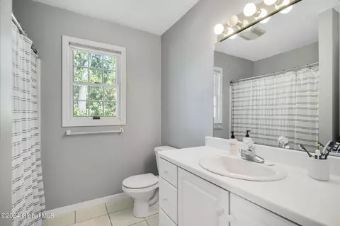 7 Van Rensselaer Way, Glenmont, NY 12077 photo 15