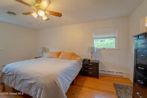 2010 Anthony Dr, Schenectady, NY 12303 photo 17