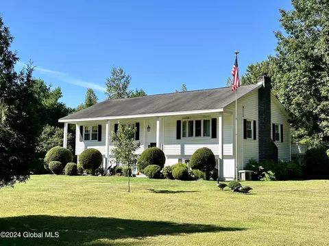 13 Wall St, Corinth, NY 12822 photo 39