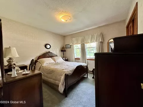 13 Wall St, Corinth, NY 12822 photo 17