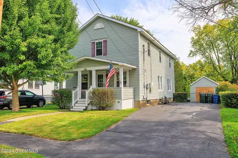 27 James St, Cohoes, NY 12047