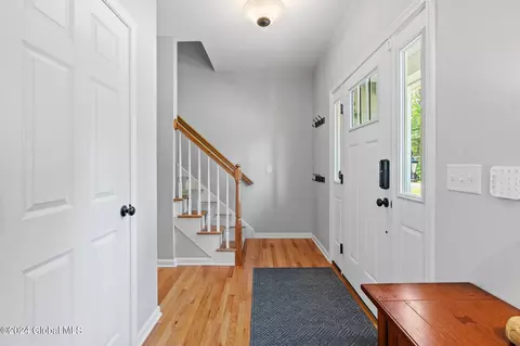 2762 W Lydius St, Schenectady, NY 12306 photo 3