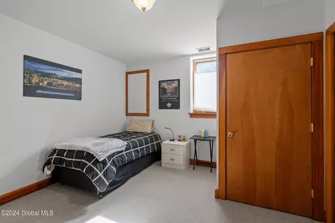 Bedroom - 36 Maple Ave, Slingerlands, NY 12159 photo 7 of 9