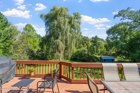 Exterior - 36 Maple Ave, Slingerlands, NY 12159 photo 2 of 7
