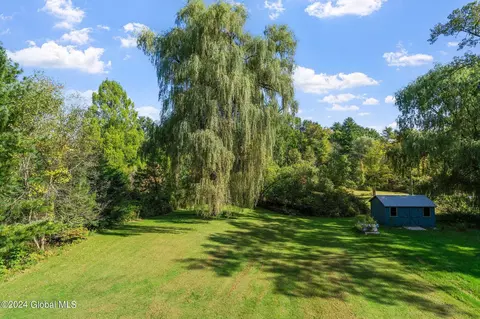 Exterior - 36 Maple Ave, Slingerlands, NY 12159 photo 5 of 7