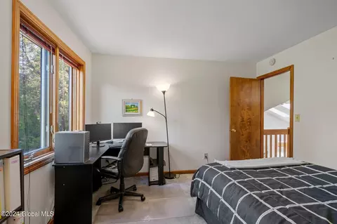 Bedroom - 36 Maple Ave, Slingerlands, NY 12159 photo 4 of 9