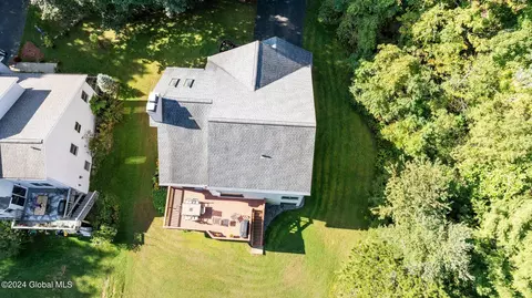 View/Area - 36 Maple Ave, Slingerlands, NY 12159 photo 2 of 5