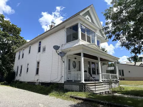 1381 Union St, Schenectady, NY 12308