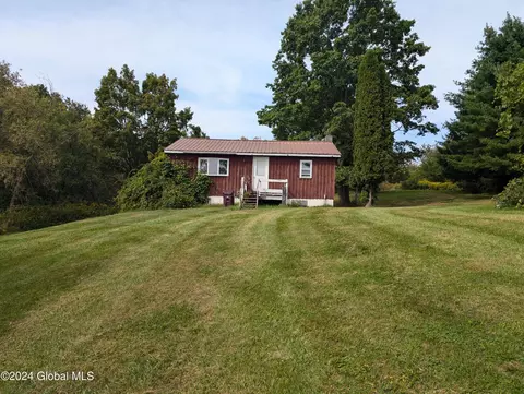573 Otter Creek Rd, Johnsonville, NY 12094