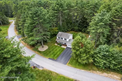 66 Homer Dr, Lake Luzerne, NY 12846