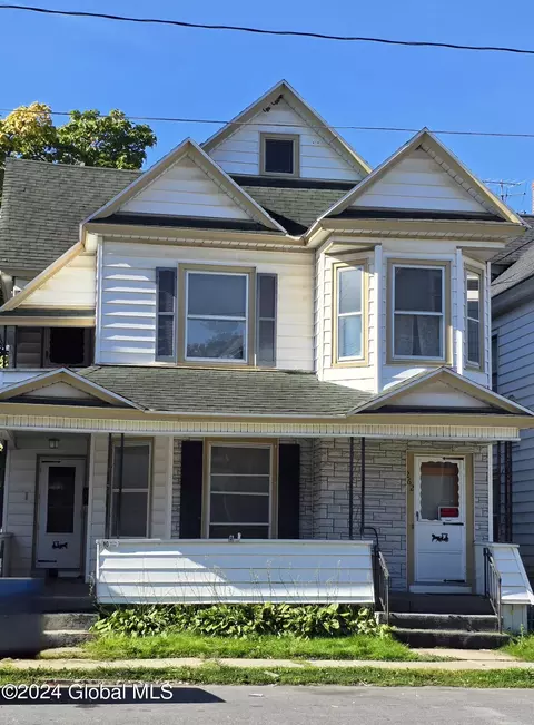 262 Division St, Amsterdam, NY 12010