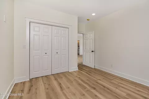 11 Center Ln, Glenmont, NY 12077 photo 24