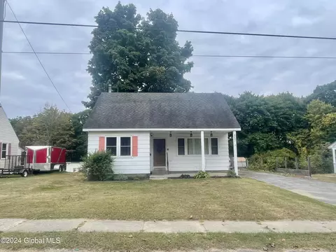 557 Lower Allen St, Hudson Falls, NY 12839