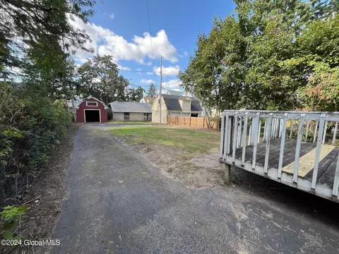 2 Morris Ave, Schenectady, NY 12308 photo 5