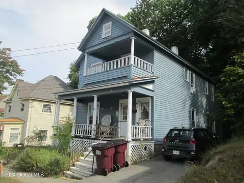 73 Park St, Gloversville, NY 12078