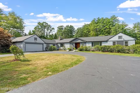24 North Rd, Queensbury, NY 12804