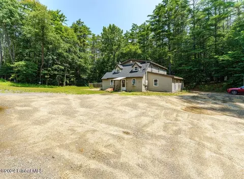 6012 Route 9n, Corinth, NY 12822
