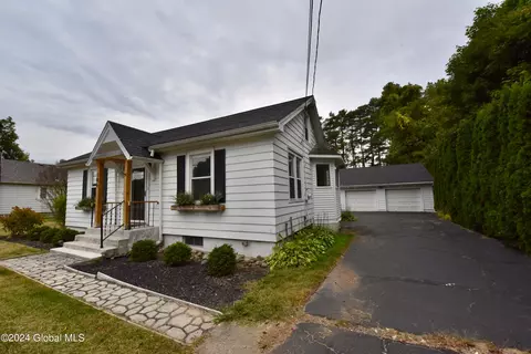 186 Vischer Ferry Rd, Rexford, NY 12148