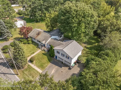 View/Area - 58 Beach Rd, Halfmoon, NY 12065 photo 2 of 3