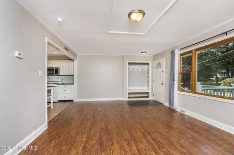 Living - 58 Beach Rd, Halfmoon, NY 12065 photo 2 of 6