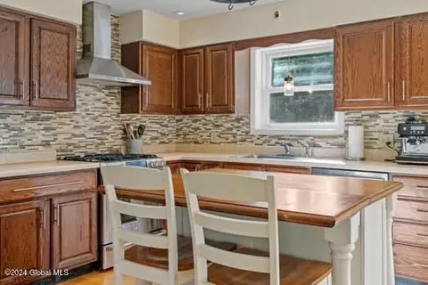 Kitchen - 232 Phillips Rd, Schenectady, NY 12306 photo 7 of 7