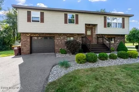 Exterior - 232 Phillips Rd, Schenectady, NY 12306 photo 4 of 16
