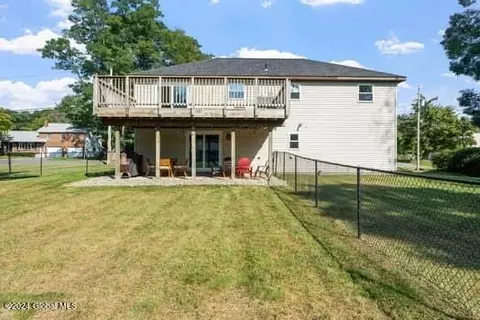 Exterior - 232 Phillips Rd, Schenectady, NY 12306 photo 5 of 16