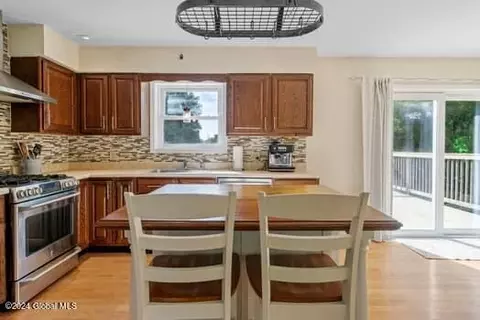 Kitchen - 232 Phillips Rd, Schenectady, NY 12306 photo 5 of 7