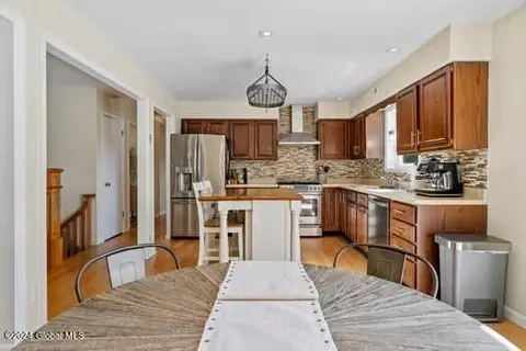Kitchen - 232 Phillips Rd, Schenectady, NY 12306 photo 3 of 7