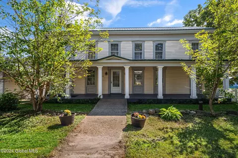 2014 West St, Galway, NY 12074