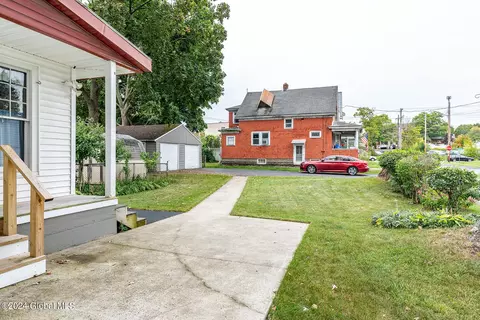 1685 Oneida St, Schenectady, NY 12308 photo 6