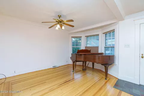 1685 Oneida St, Schenectady, NY 12308 photo 32