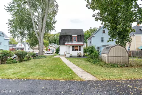 1685 Oneida St, Schenectady, NY 12308 photo 9