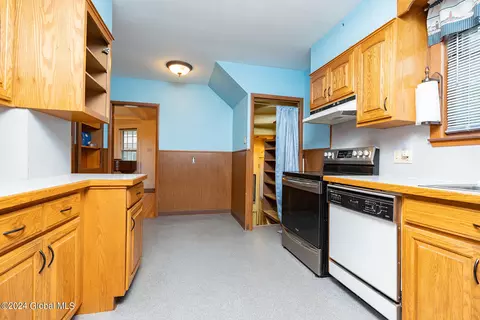 1685 Oneida St, Schenectady, NY 12308 photo 18