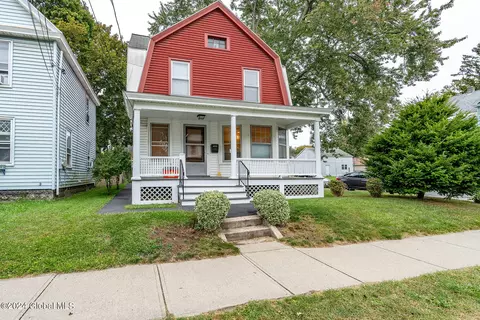 1685 Oneida St, Schenectady, NY 12308 photo 3