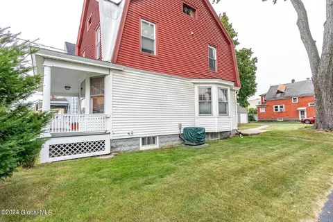 1685 Oneida St, Schenectady, NY 12308 photo 11