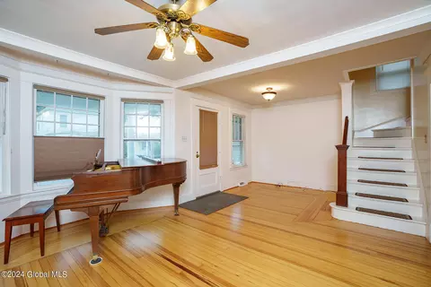 1685 Oneida St, Schenectady, NY 12308 photo 33